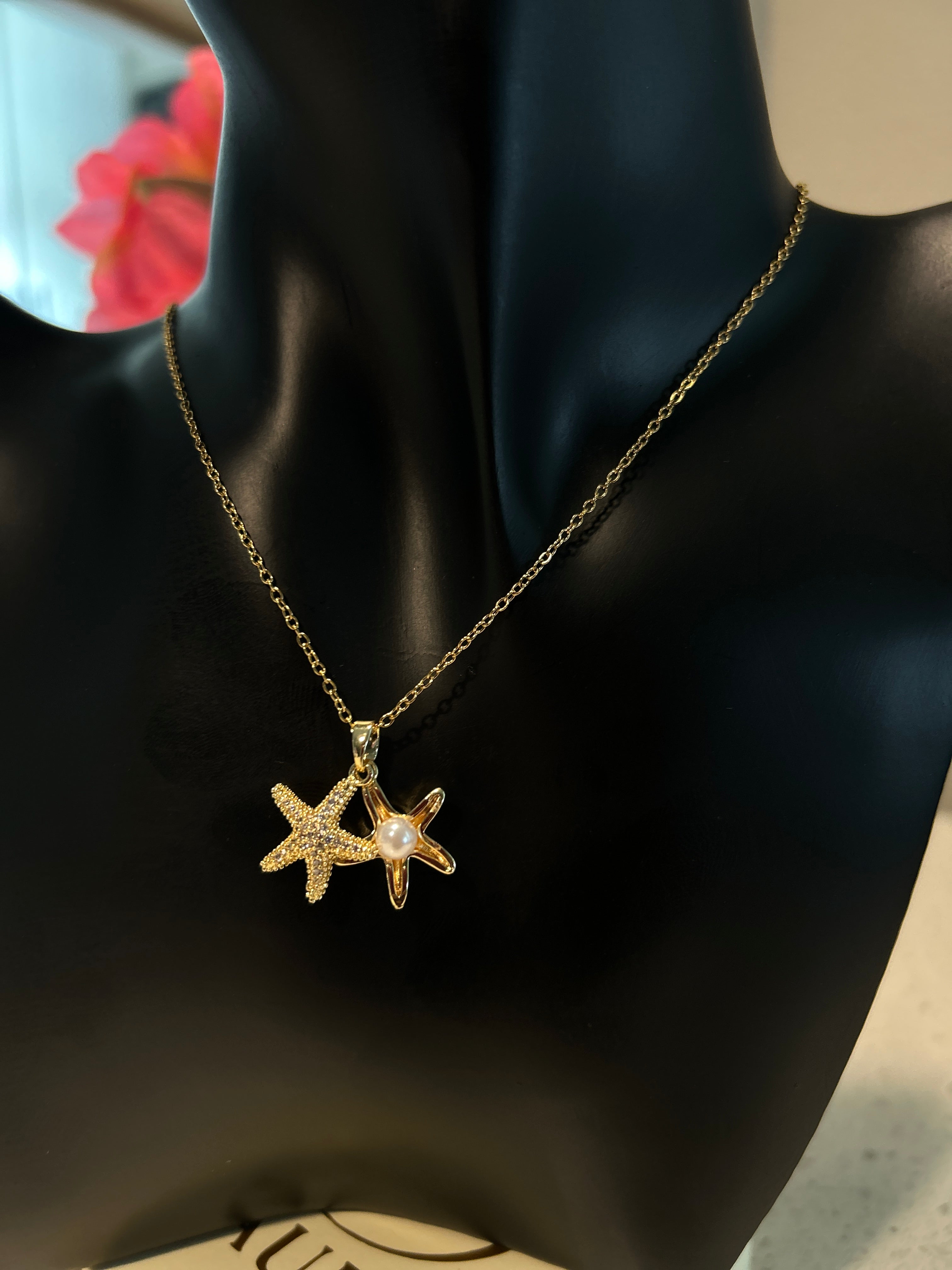 Starfish Pendant Necklace