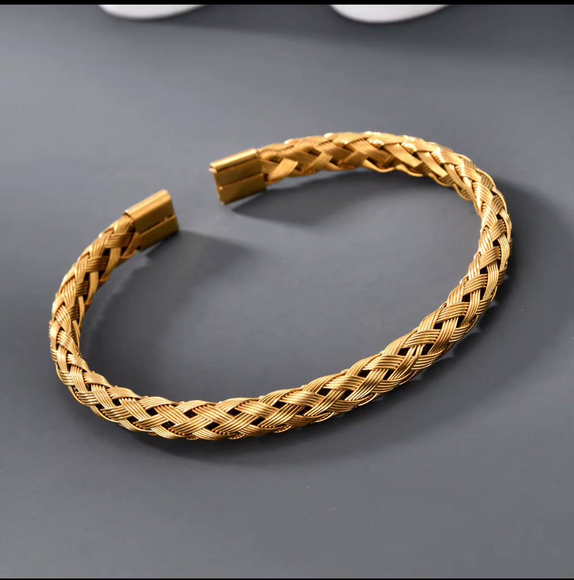 Classic Golden Open Bangle