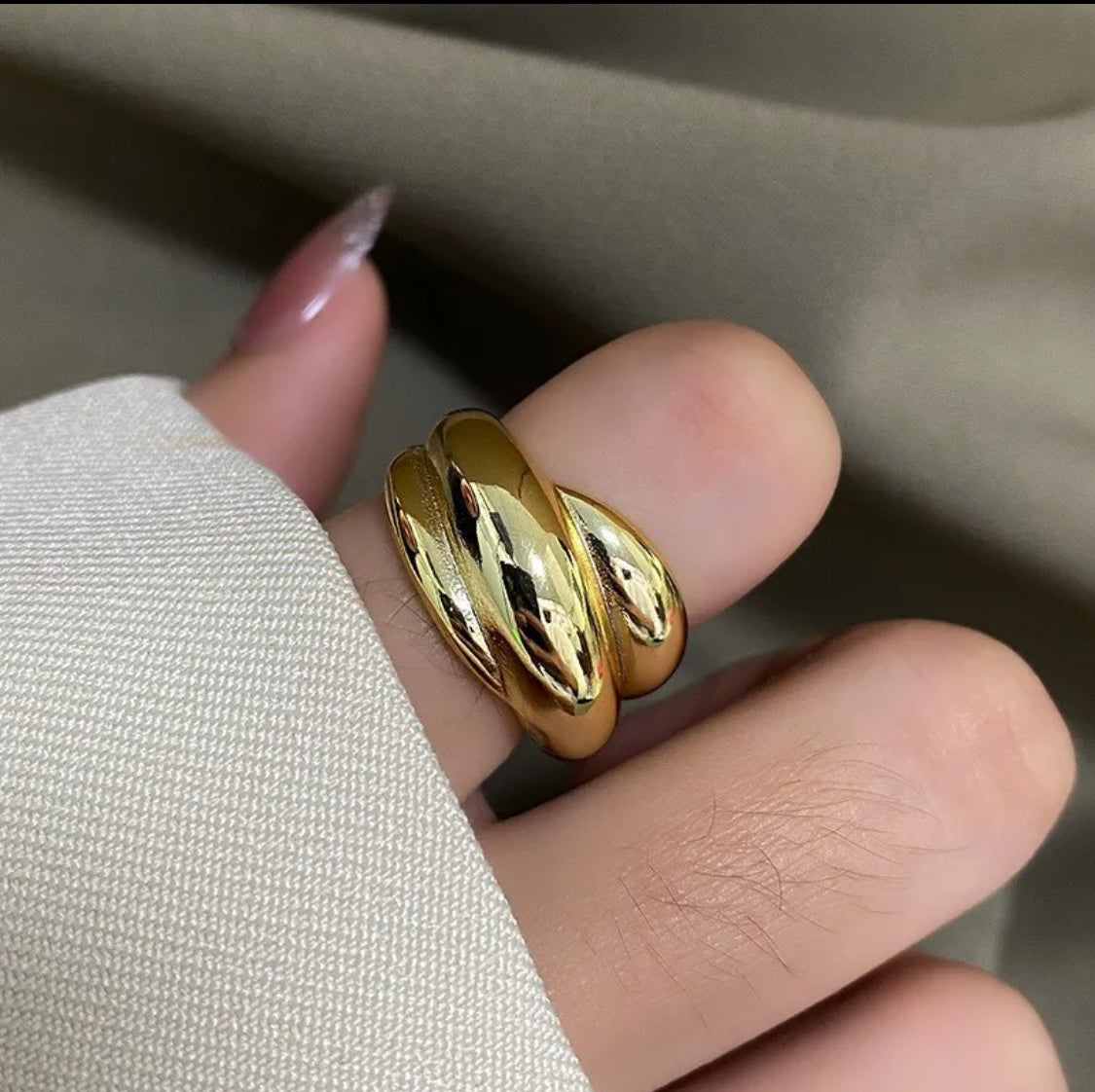 Single Geometric Ring