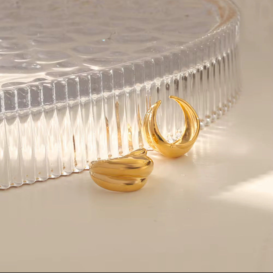Single Geometric Ring