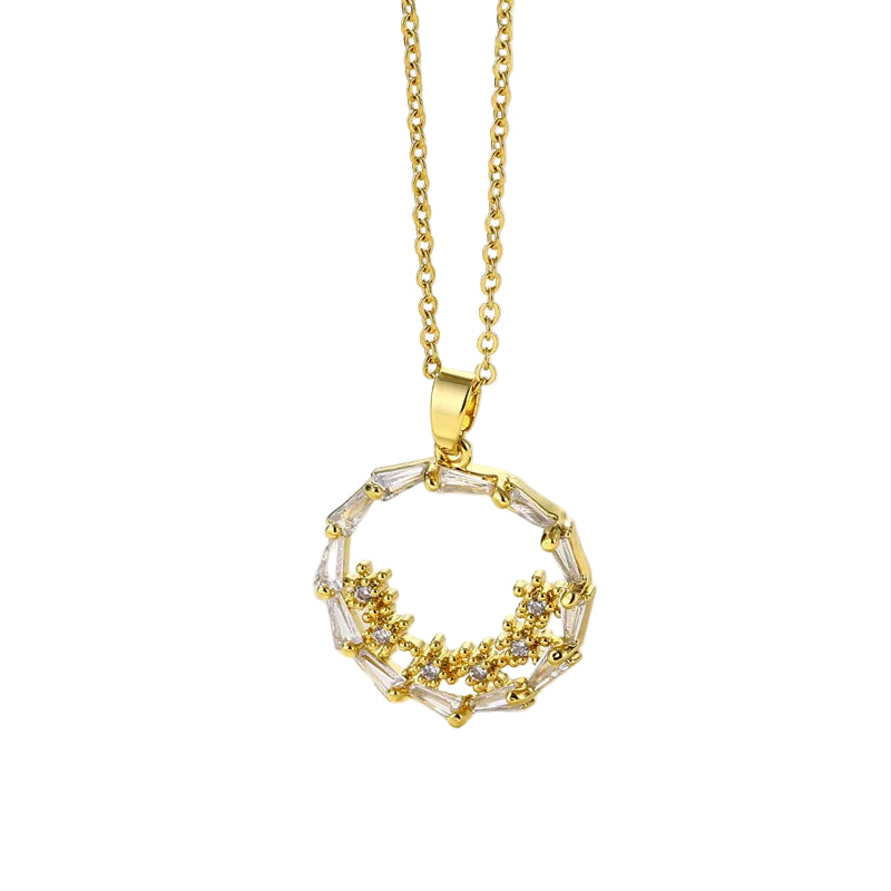 Elegant Floral Clear  Pendant Necklace