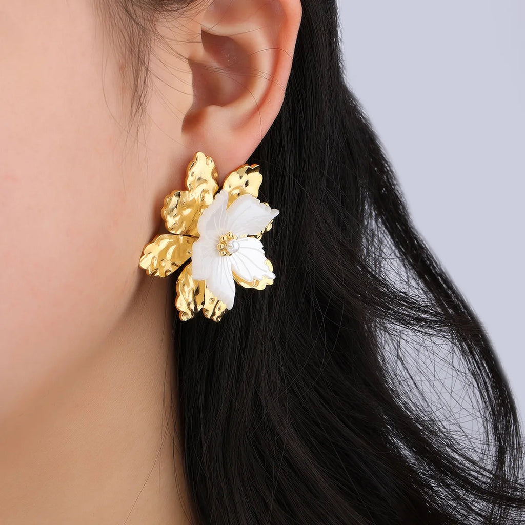 Golden Shell Flower Stud Earrings
