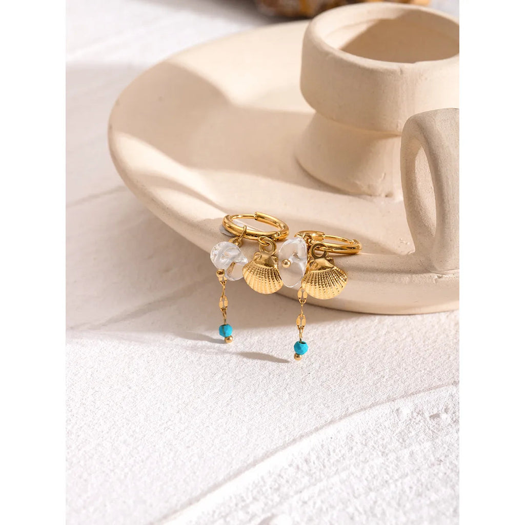 Lady Pearl Pendant Earring