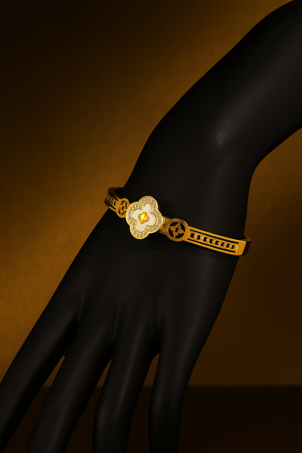 Elegant Floral Bangle