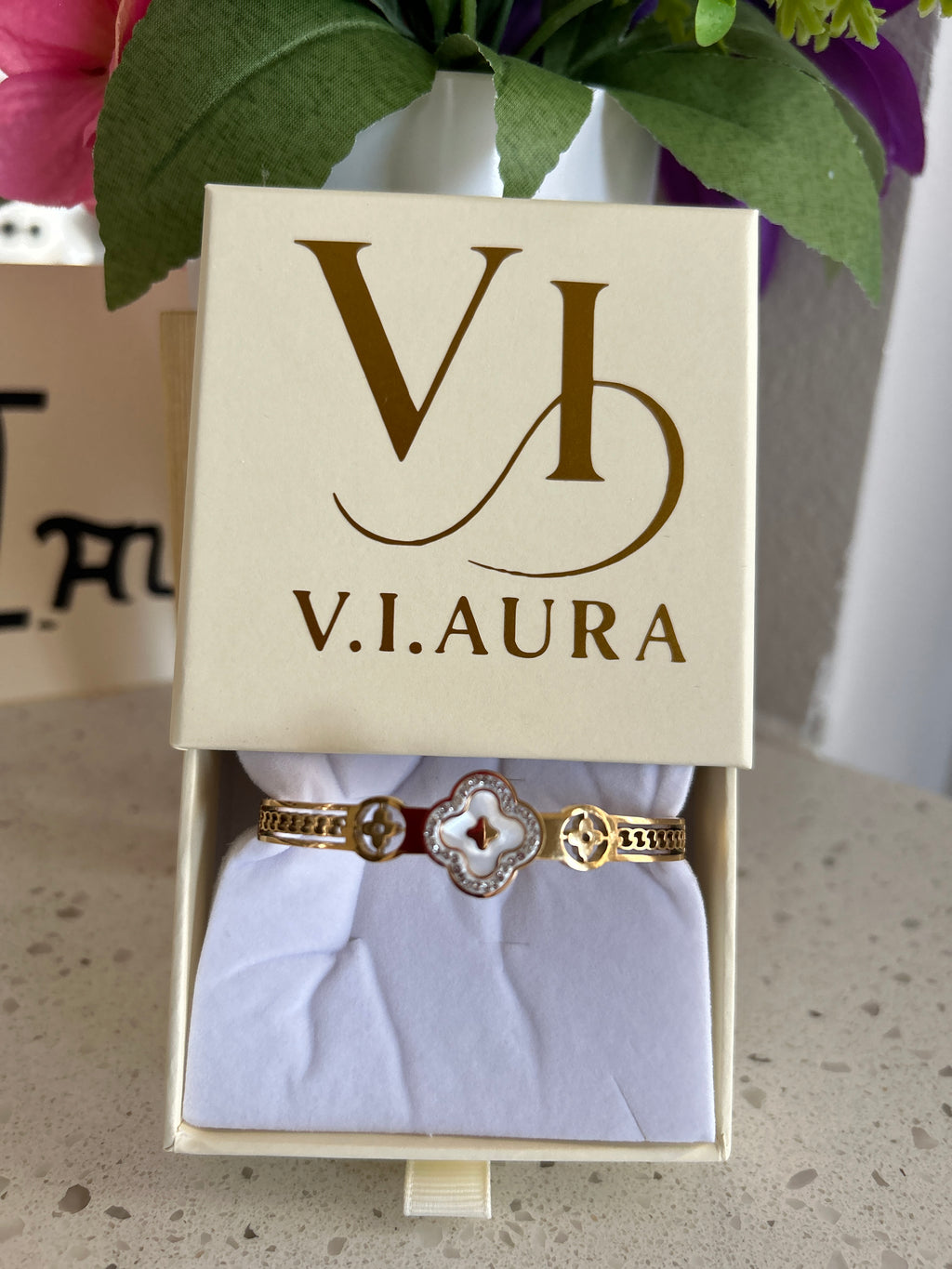 Elegant Floral Bangle