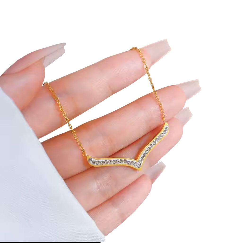 Luxury Crystal V Shape Pendant Necklace