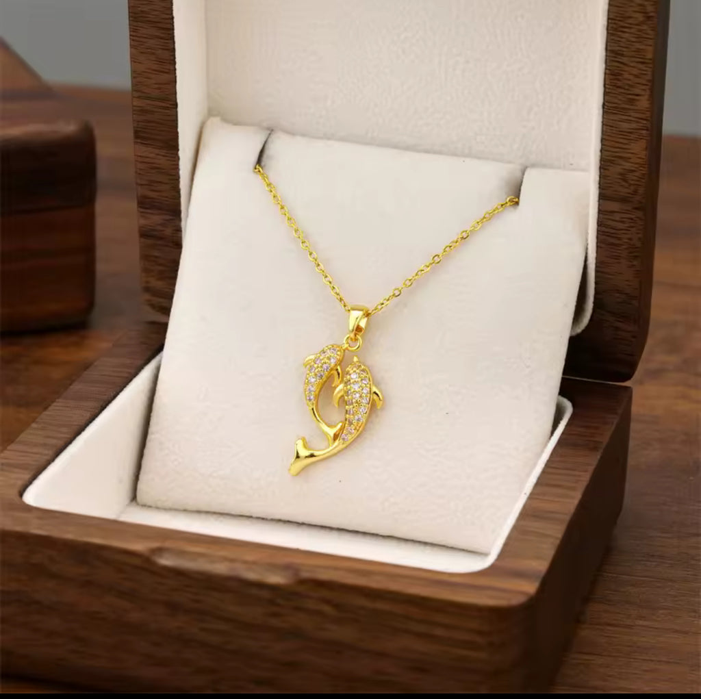 Luxury Dolphin Necklace Pendant