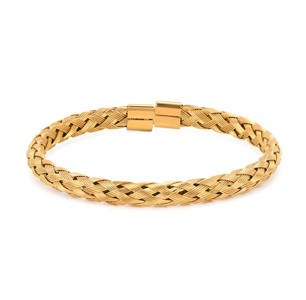 Classic Golden Open Bangle