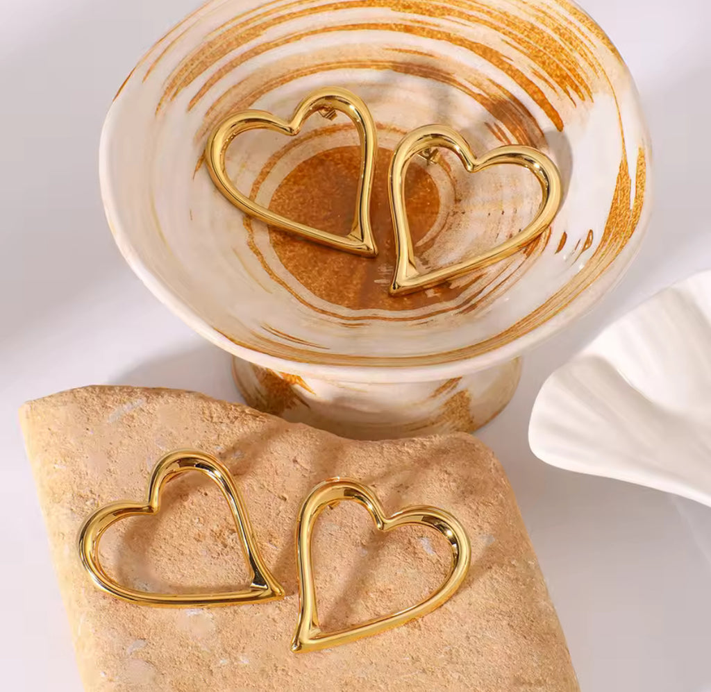 Luxurious Golden Heart Earrings