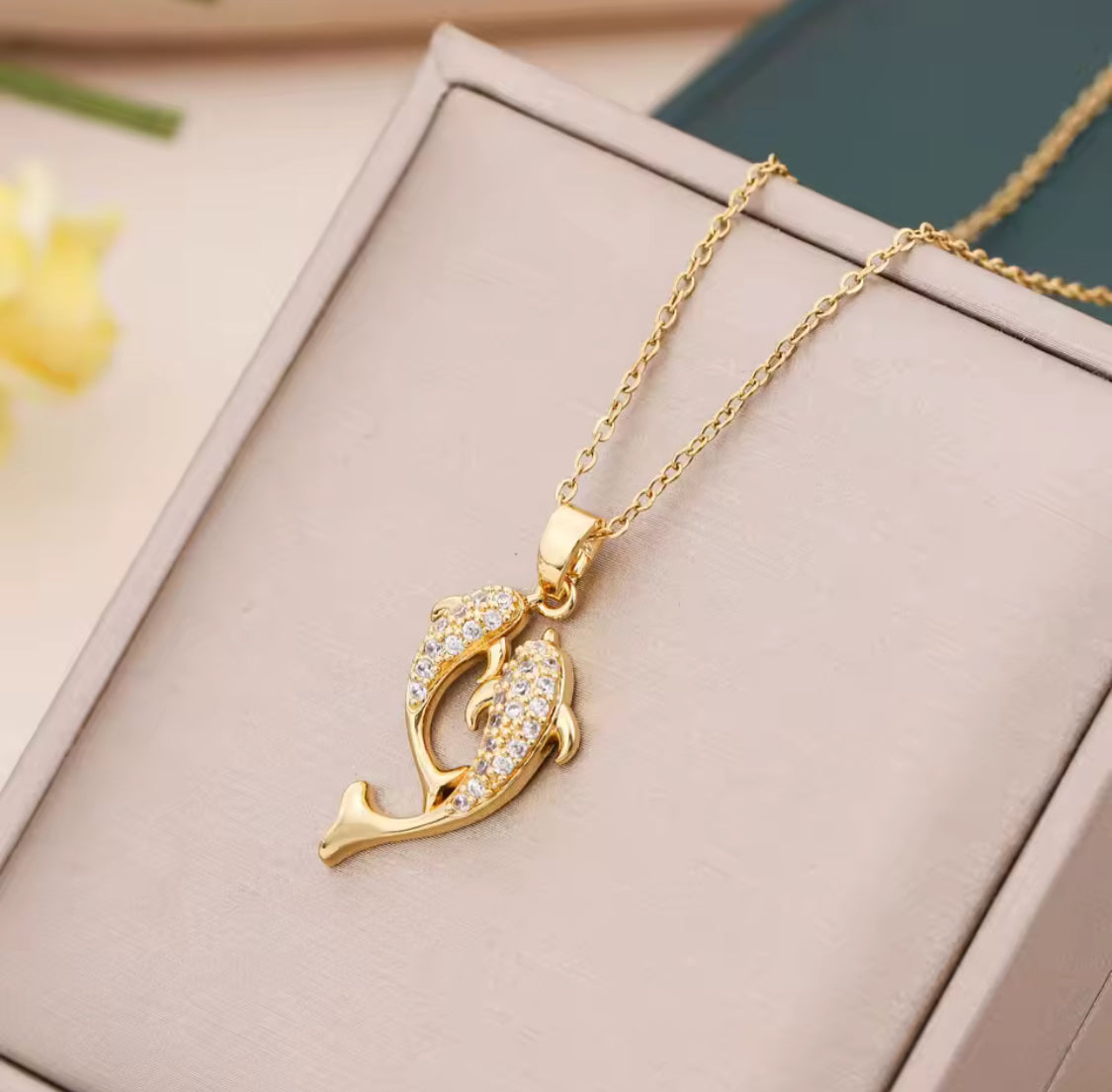 Luxury Dolphin Necklace Pendant