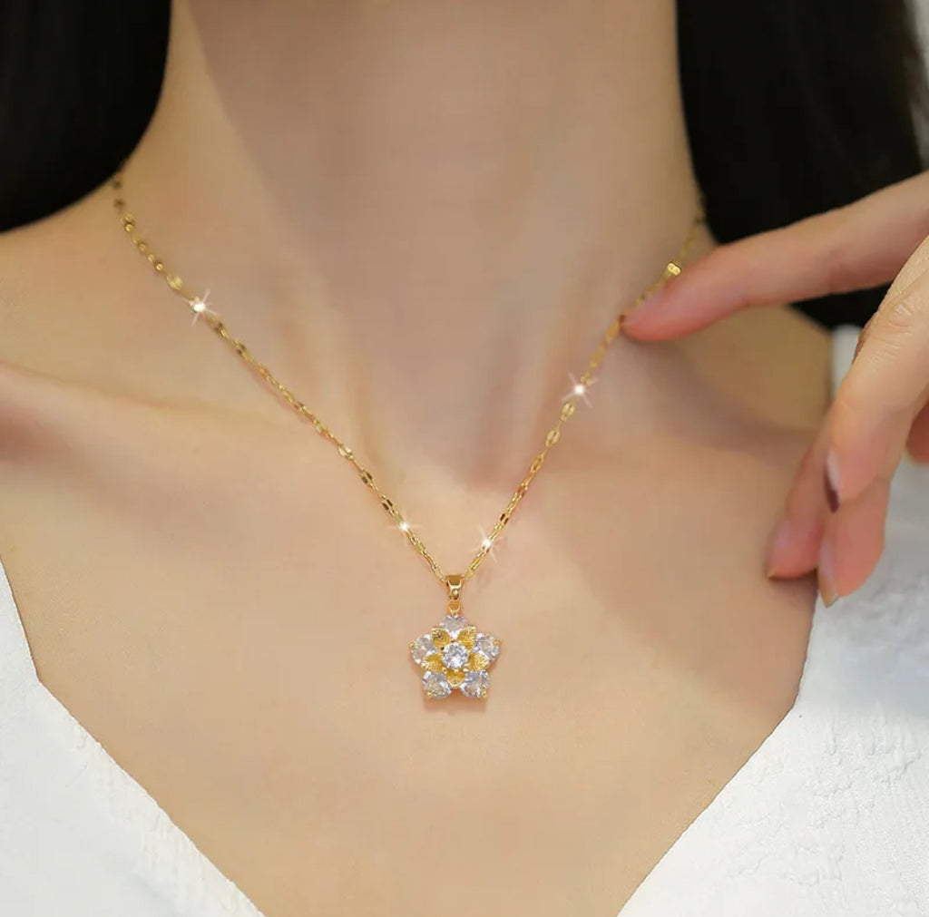 Luxurious Leaf Golden Jewelry Set