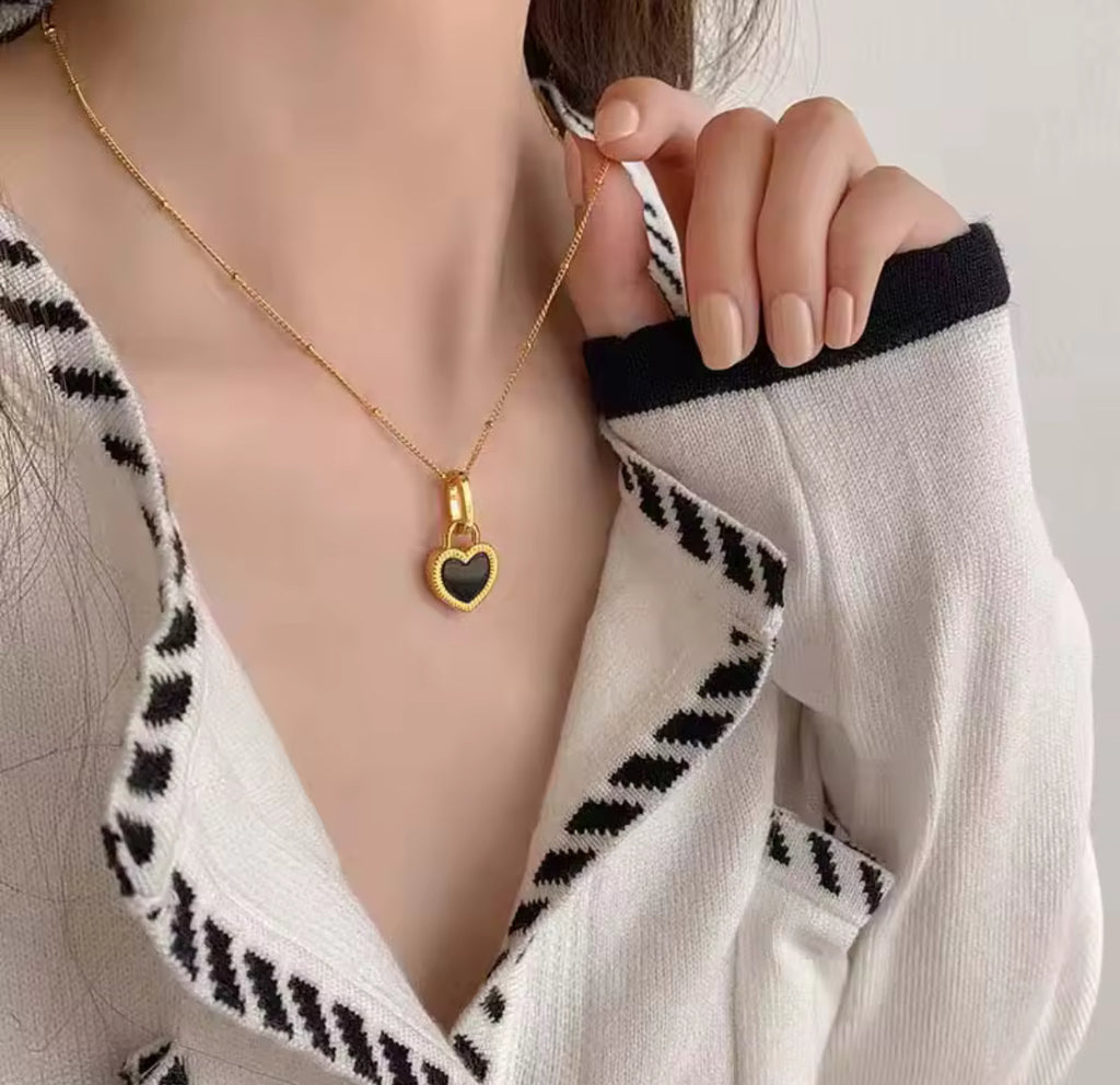 Luxury Two-Side Shell Heart Jewelry Set