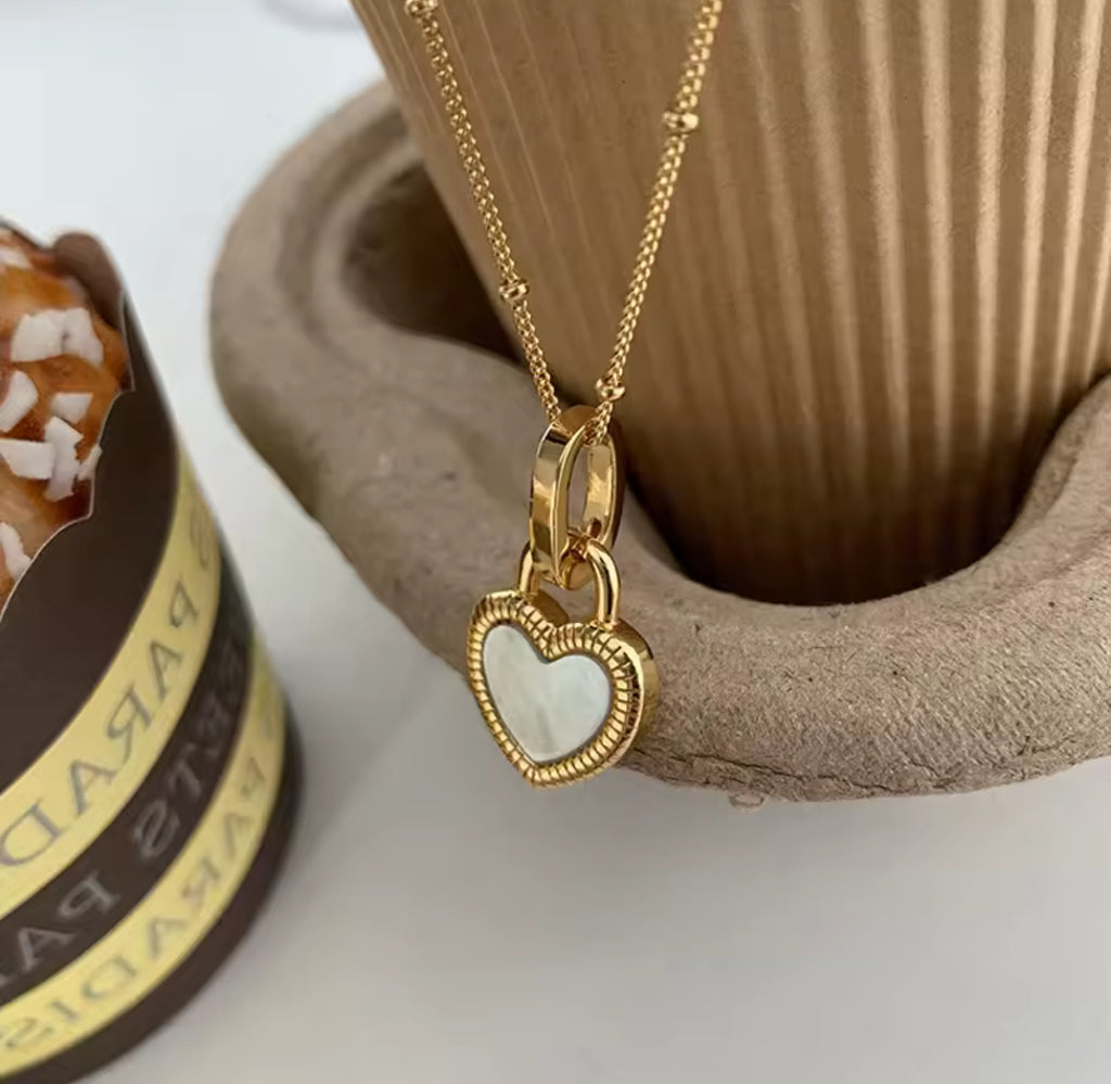 Luxury Two-Side Shell Heart Jewelry Set