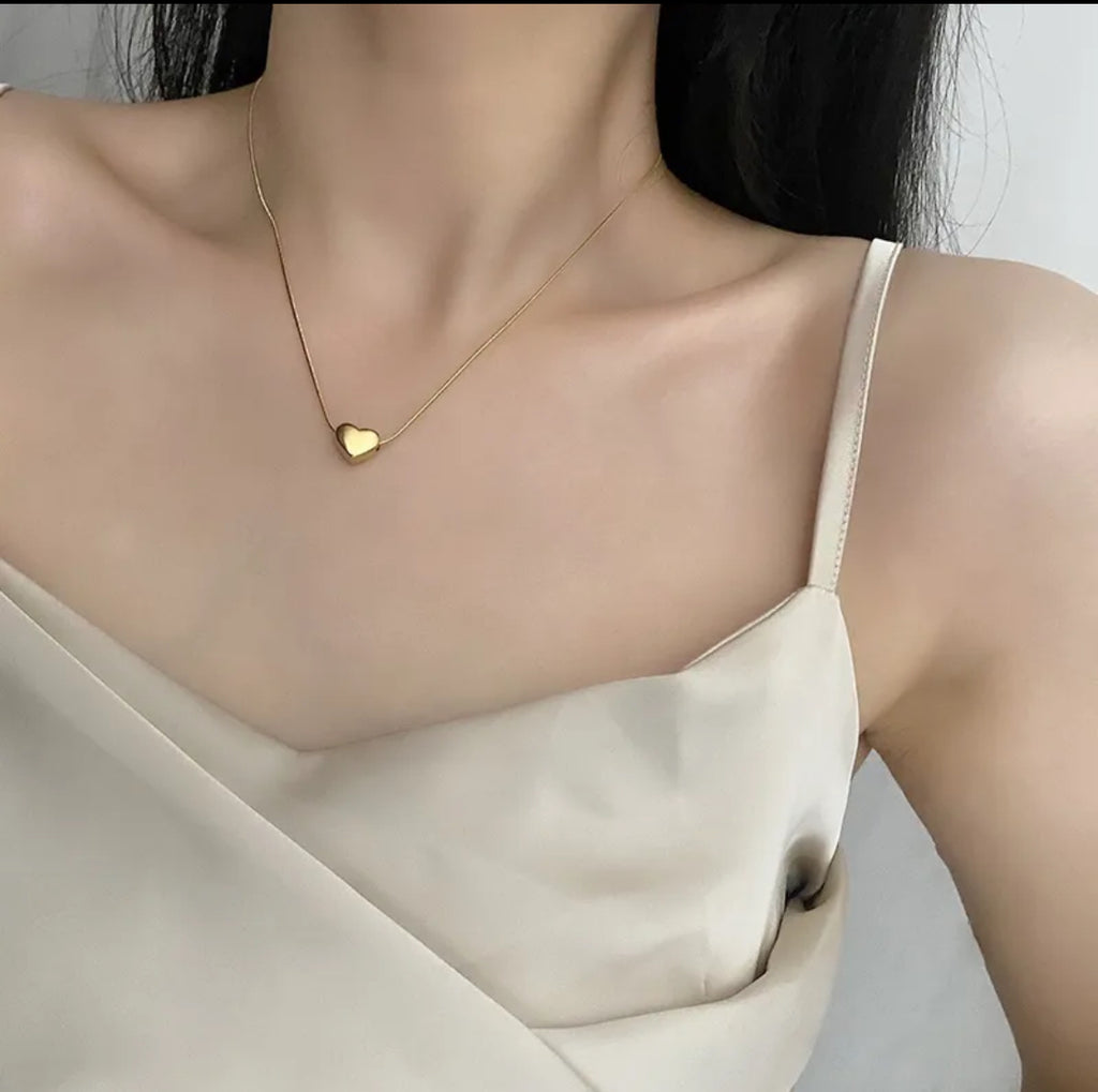 Delicatesse Gold Heart Shape Necklace