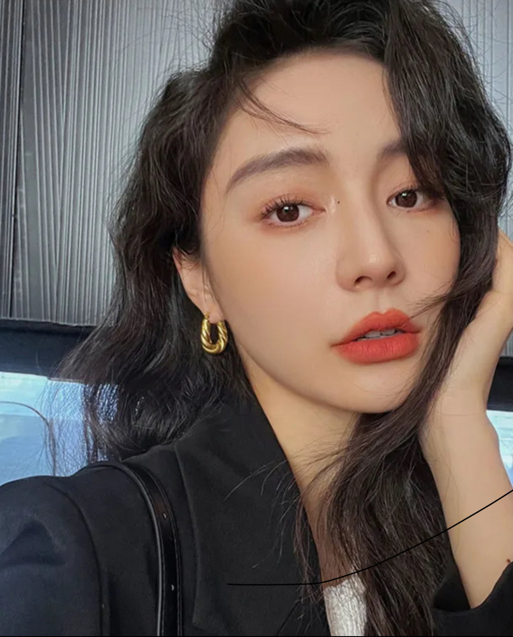 Ellie Golden Twist Earrings