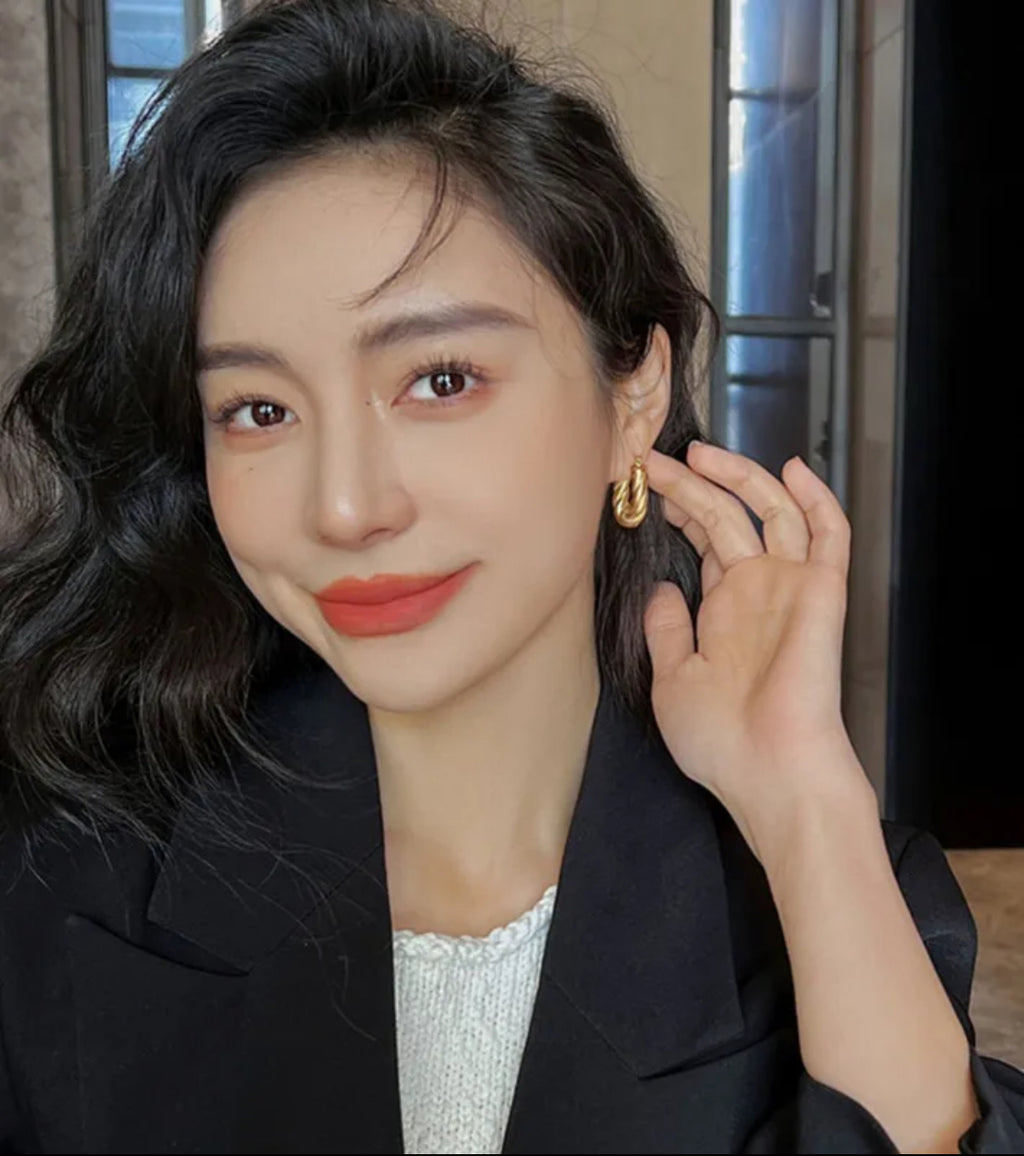 Ellie Golden Twist Earrings