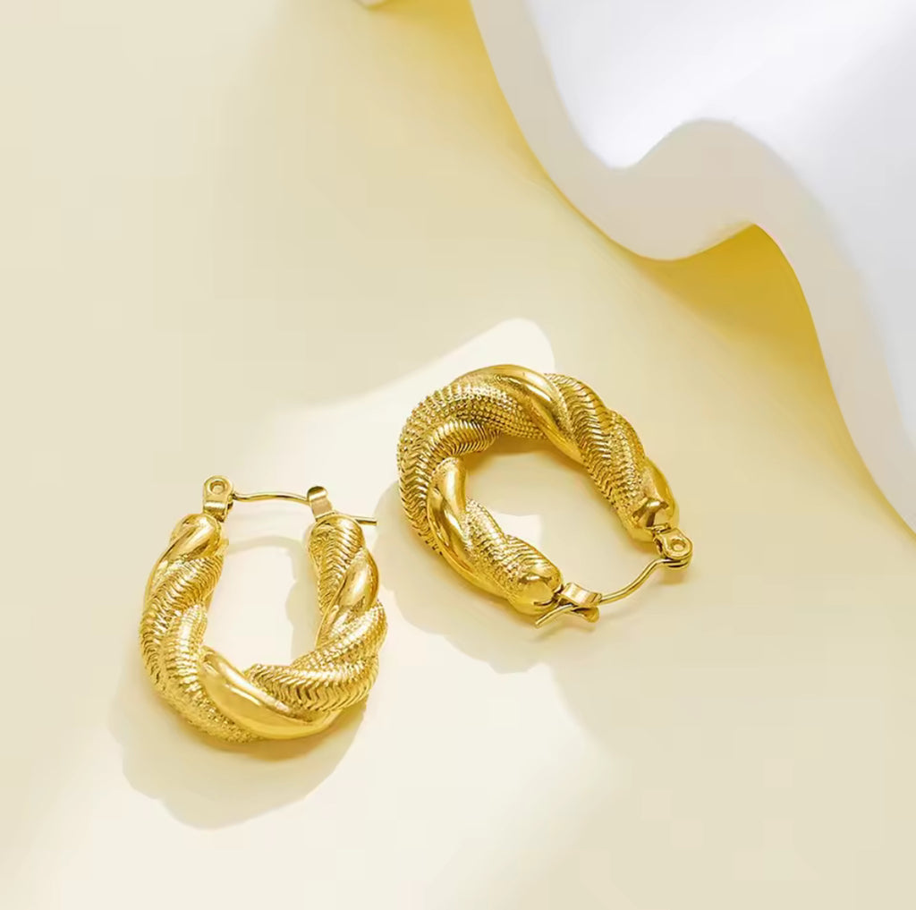 Ellie Golden Twist Earrings
