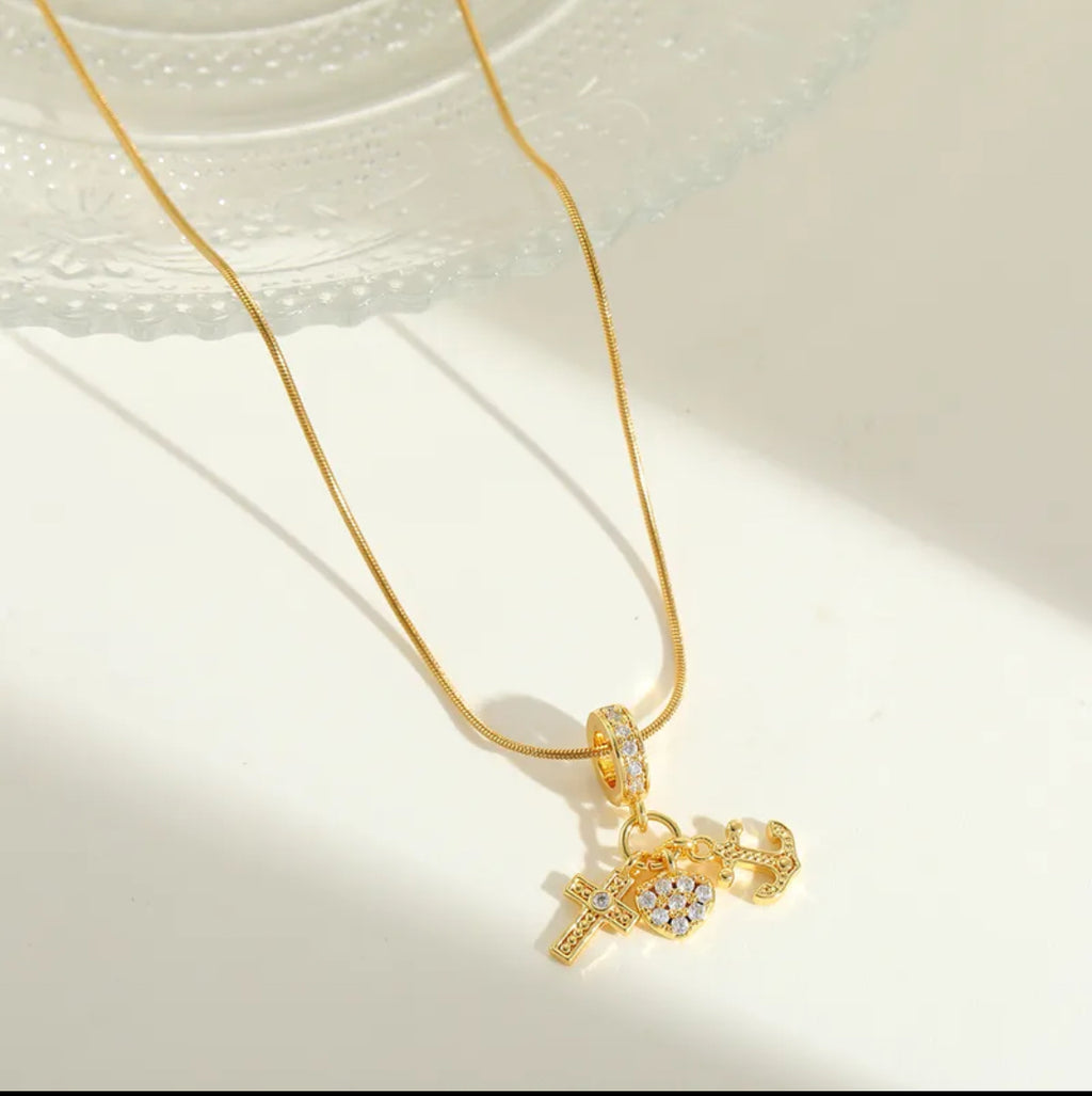 Princess Glam Lady Cross Round Heart