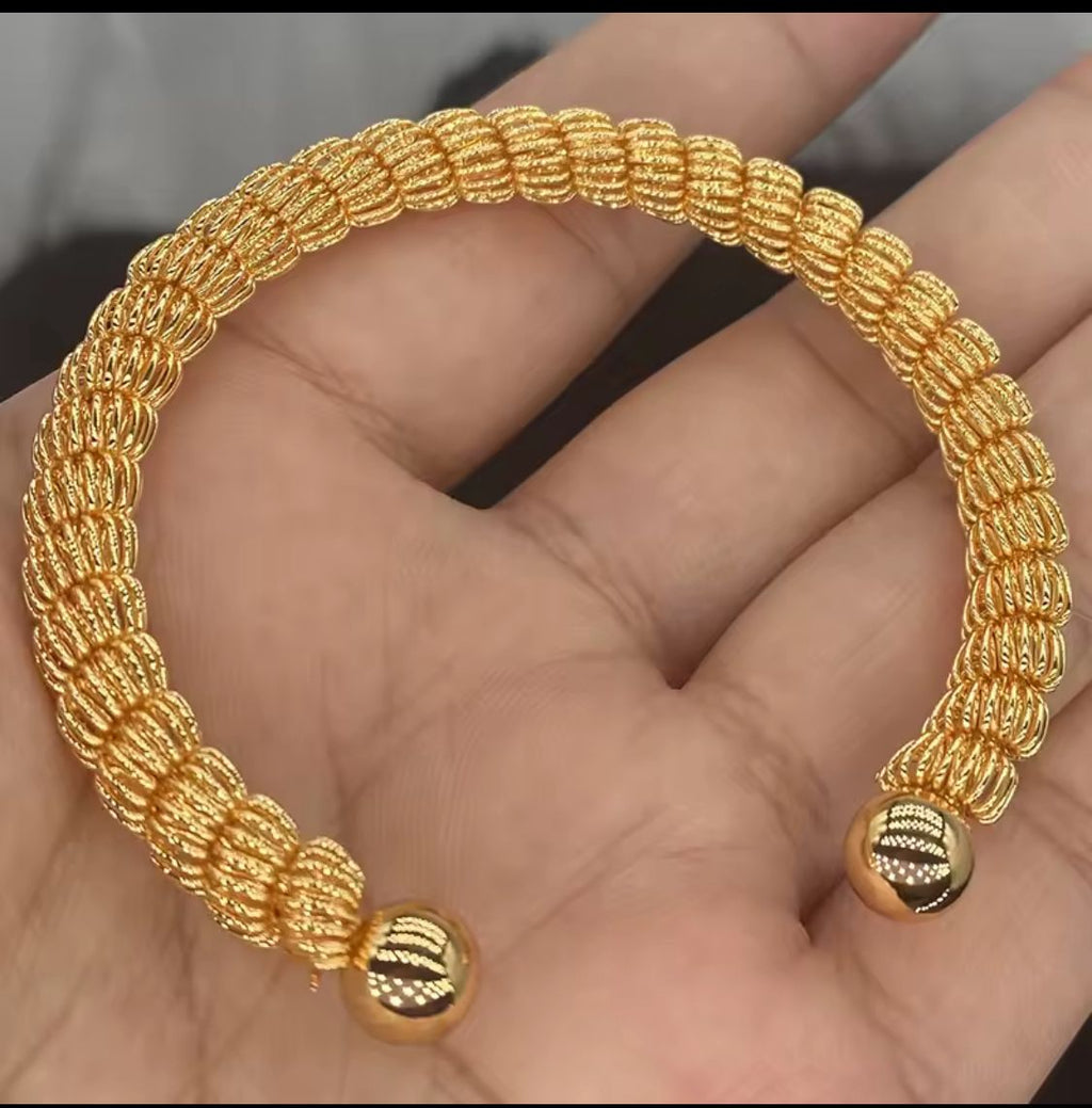 Luxury Twist 24K Gold Color Bangle