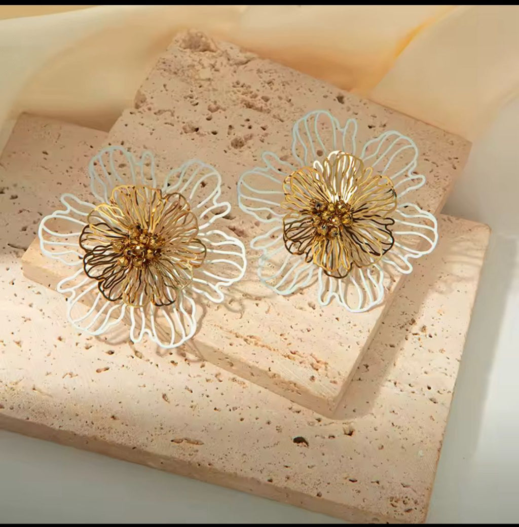 French Vintage Flower Earrings