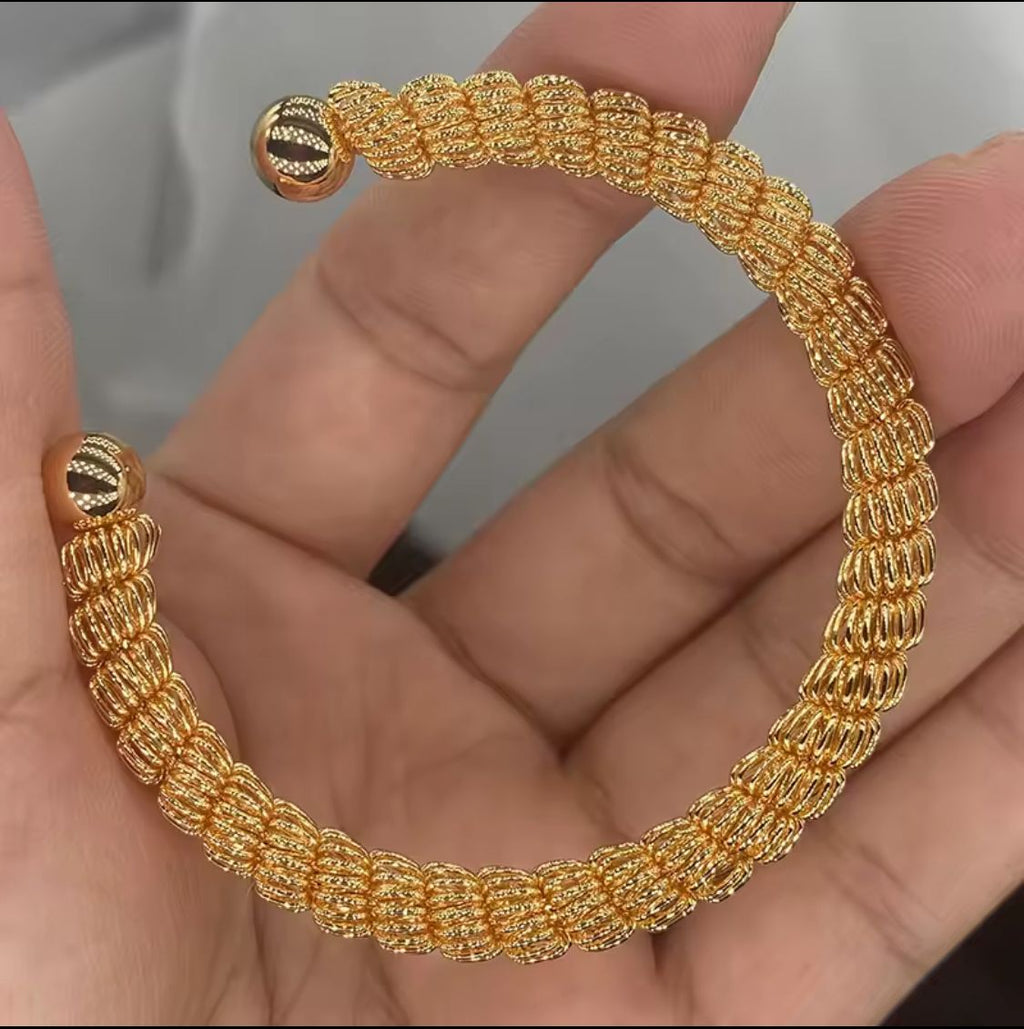 Luxury Twist 24K Gold Color Bangle