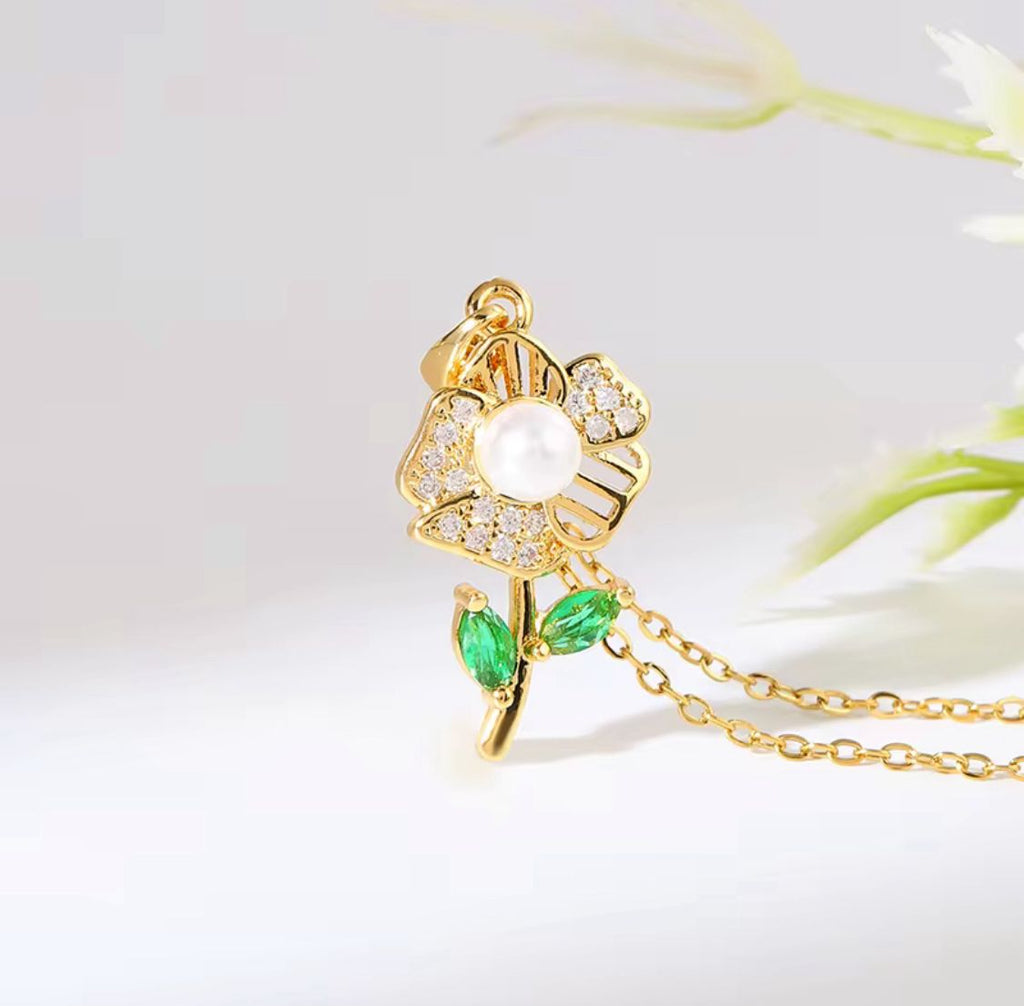 Ocean Floral Pendant Necklace