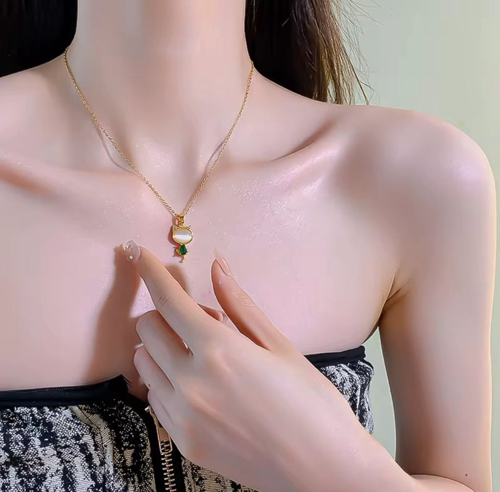 Shiny Cat Stone Collar Necklace